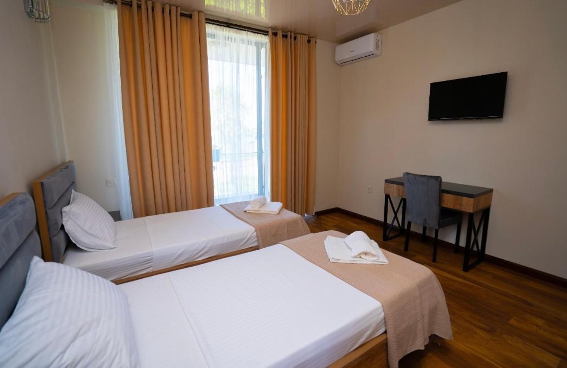 Hotel Leonardo Kobuleti Exterior photo